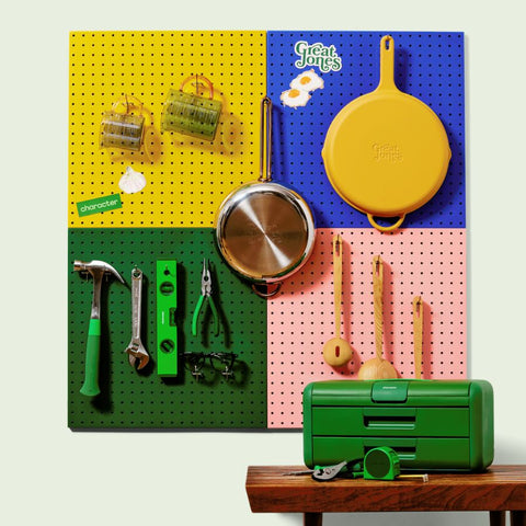 The Pegboard Set